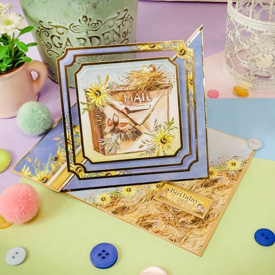 Hunkydory – Deluxe Craft Pad – Winter Forest – Toppers And Card Kit