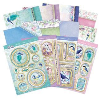 Little Wings Deluxe Card Collection